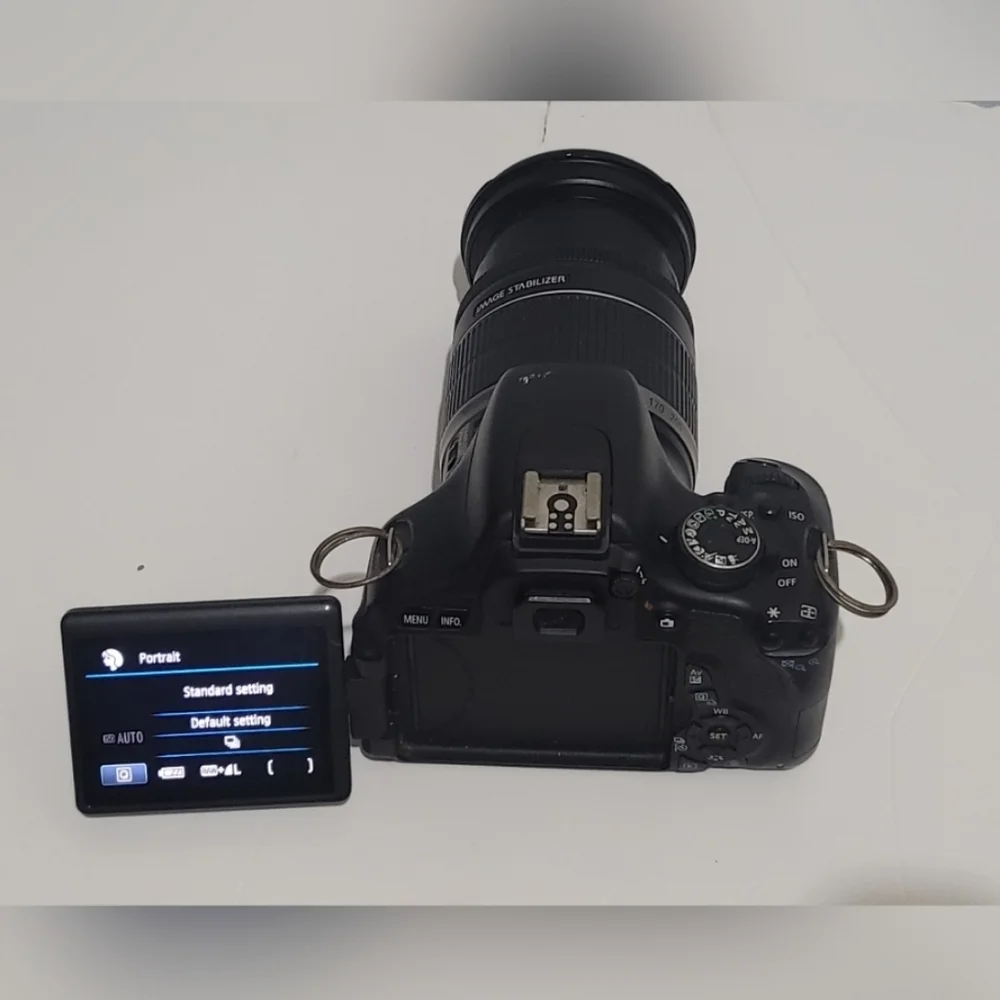 Canon eos rebel t3i digital